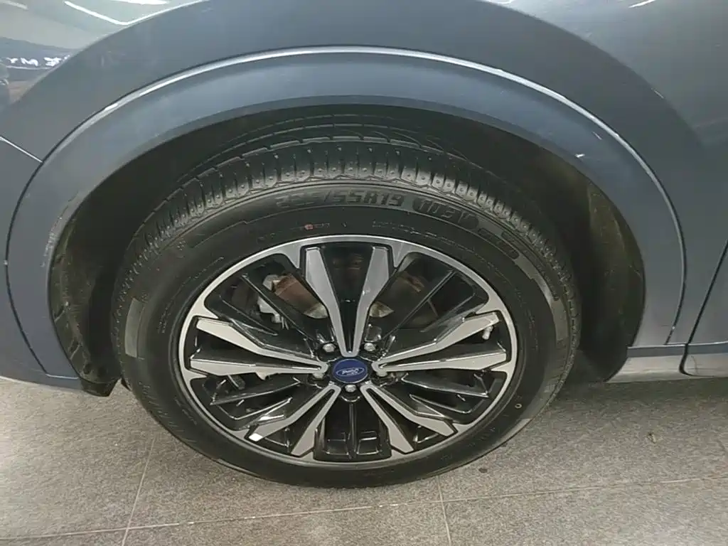 Ruiji 2020 EcoBoost 245 four-wheel drive luxury model ST-LINE купить на сайте DeffCars