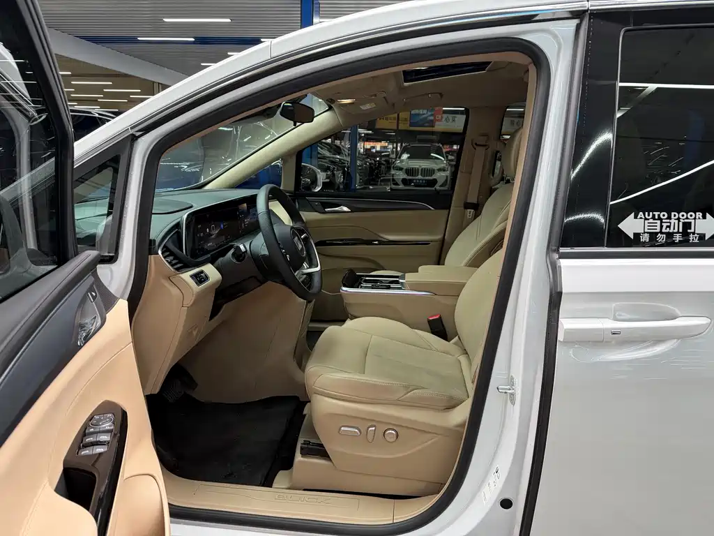 Buick GL8 New Energy 2025 Lu Shang Exclusive Edition 7 Seats купить на сайте DeffCars