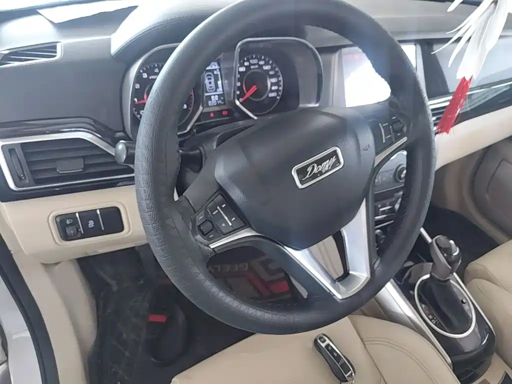 Damai X5 2017 upgraded version 1.5T CVT landlord type купить на сайте DeffCars