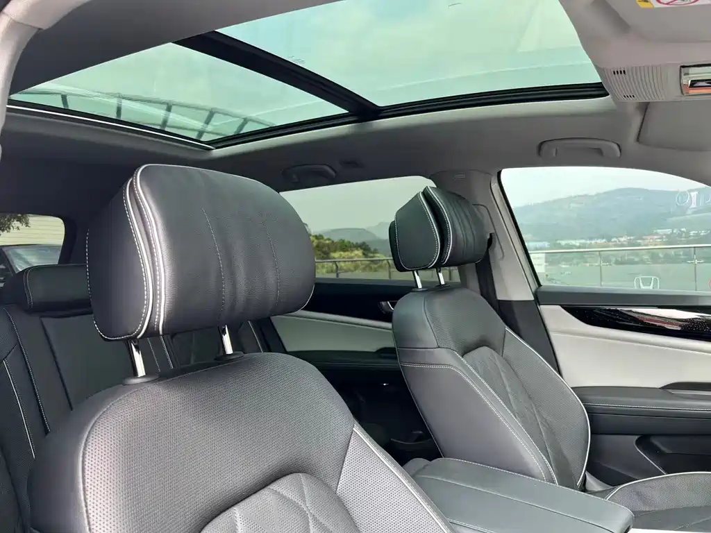 Touron 2021 380TSI four-wheel drive supreme flagship version купить на сайте DeffCars