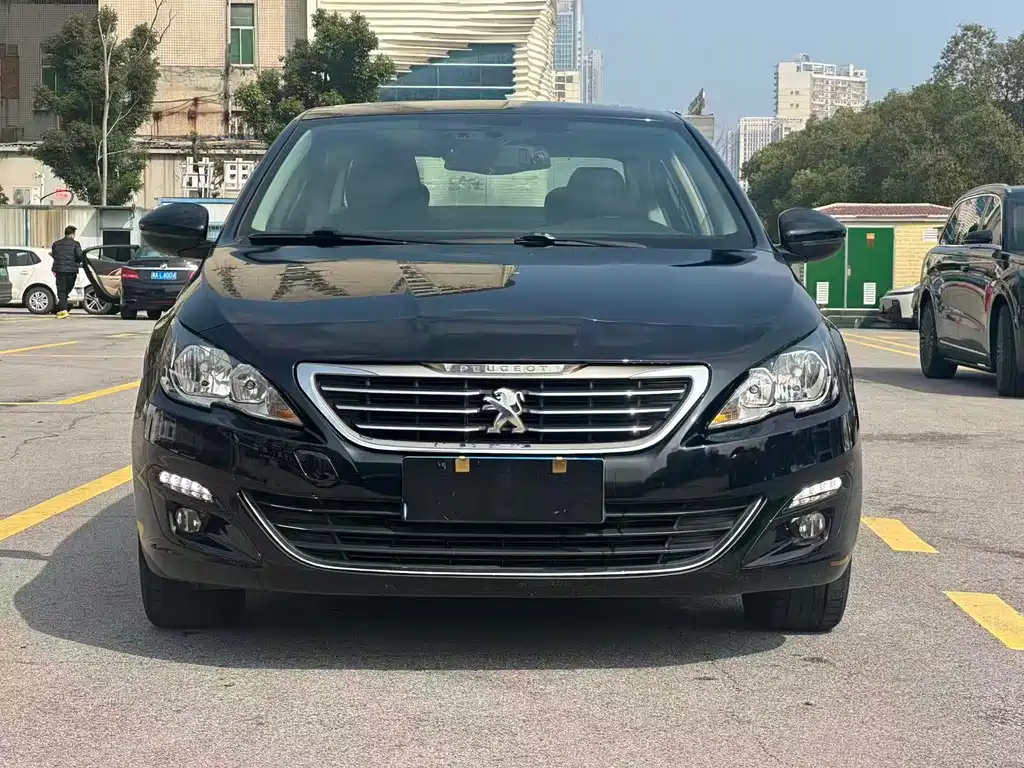 Peugeot 408 2018 facelift 1.8L automatic luxury version купить на сайте DeffCars