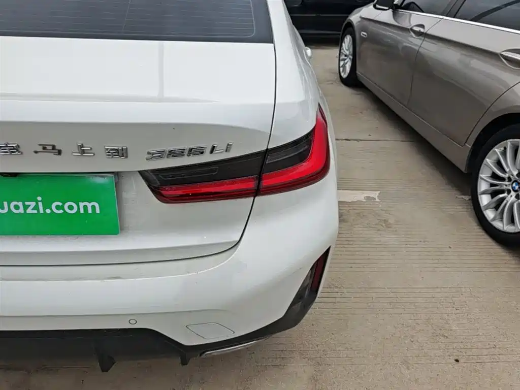 BMW 3 Series 2023 325Li M Sports Package купить на сайте DeffCars