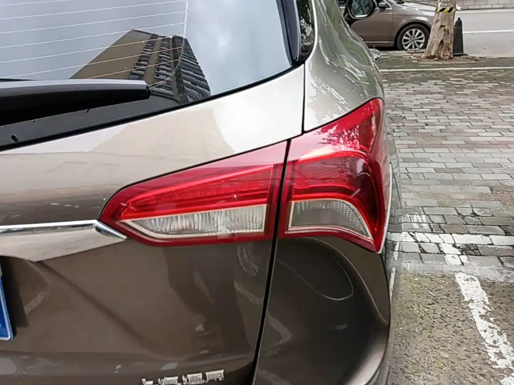 Envision Plus 2019 20T two-wheel drive elite model National VI купить на сайте DeffCars