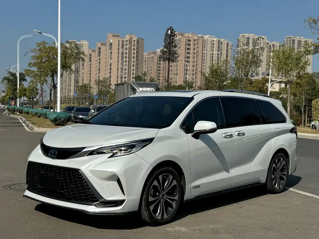 Grevia 2023 2.5L Hybrid Monarch VIP Edition купить на сайте DeffCars