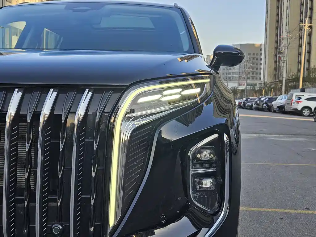 Hongqi HS7 PHEV 2024 2.0T PHEV four-wheel drive Qichang version 6 seats купить на сайте DeffCars