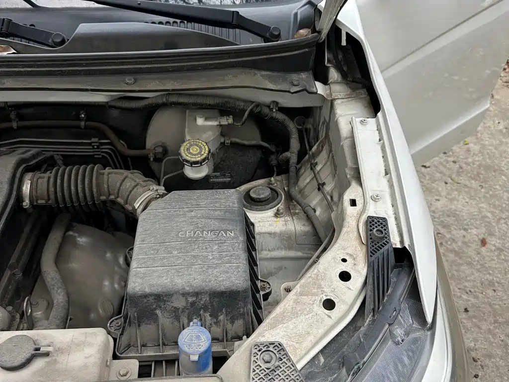 Uno S 2019 1.5L Uno S economical air conditioner National VI JL473QG купить на сайте DeffCars
