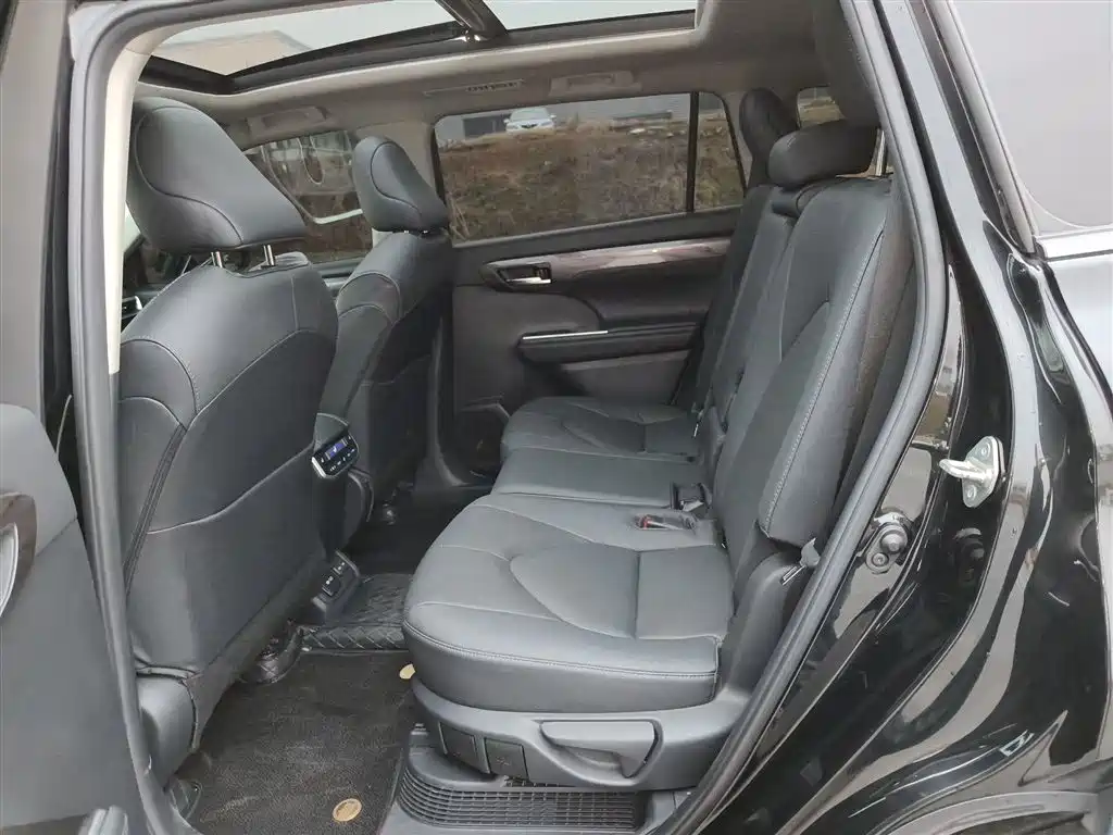 Highlander 2022 dual engine 2.5L four-wheel drive extreme version 7 seats купить на сайте DeffCars