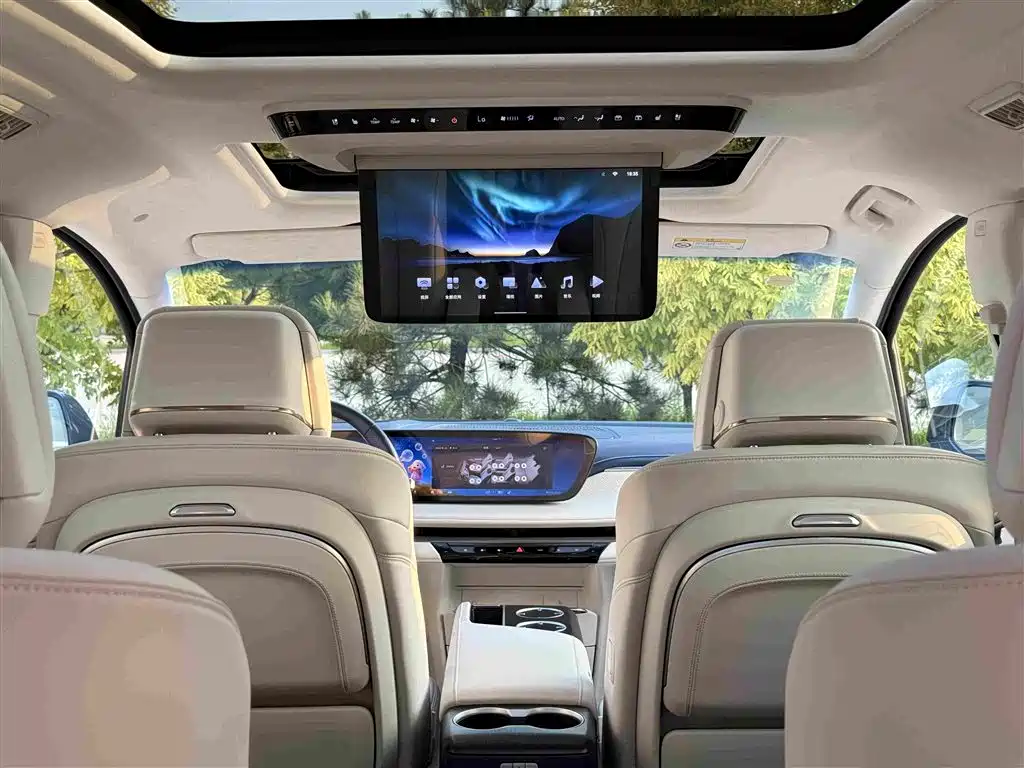 Buick GL8 New Energy 2024 Lu Zun Luxury Edition 6-seater купить на сайте DeffCars
