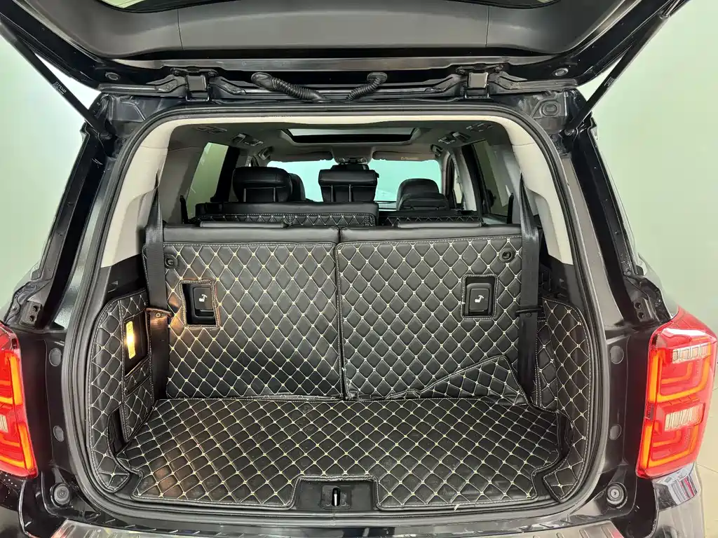 Trumpchi GS8 2017 320T 2WD Luxury Connected Edition (seven seats) купить на сайте DeffCars