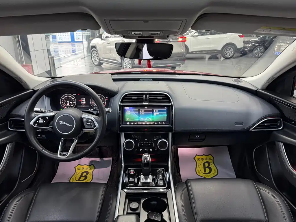 Jaguar XEL 2020 2.0T 250PS SE Technology Elegant Edition купить на сайте DeffCars