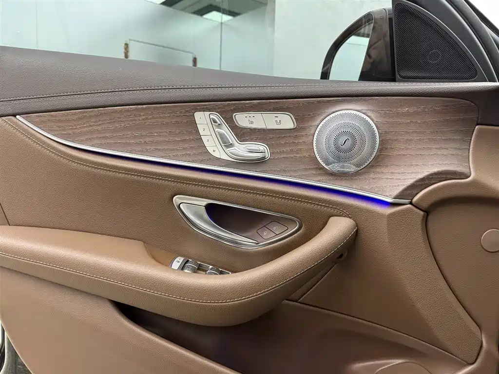 Mercedes-Benz E-Class 2021 E 300 L Luxury Model купить на сайте DeffCars