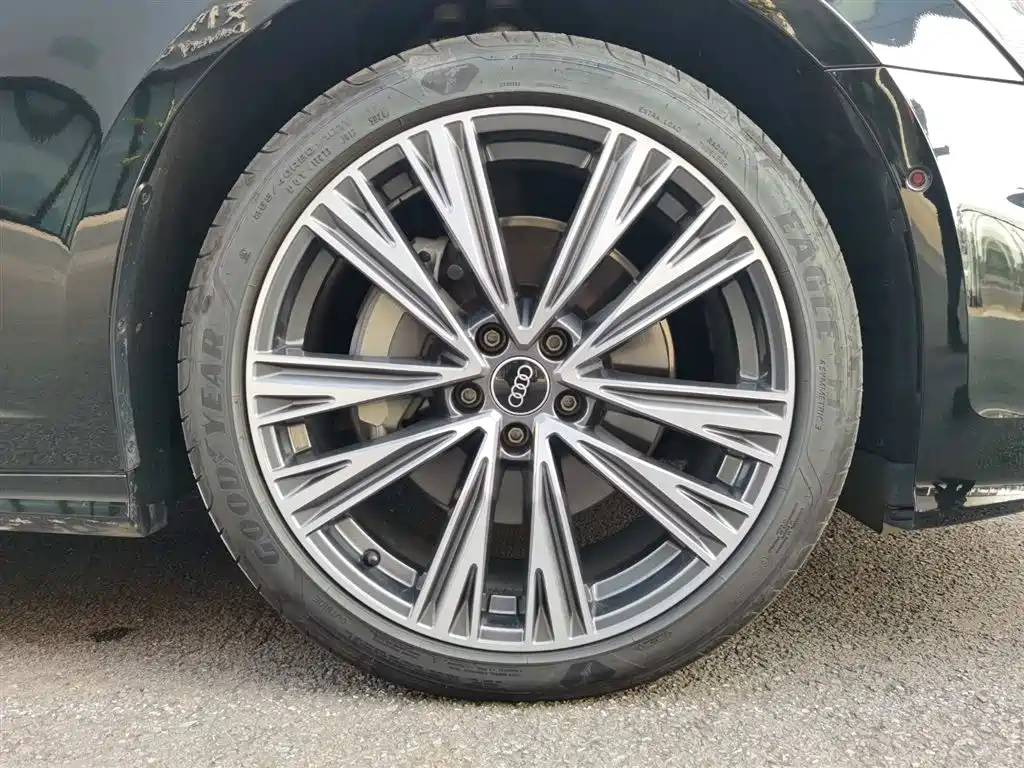 Audi A6L 2025 45 TFSI quattro premium dynamic model купить на сайте DeffCars