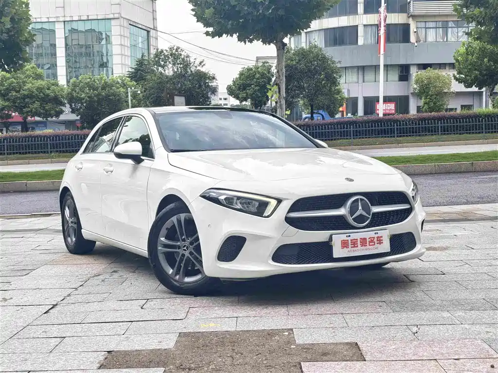 Mercedes-Benz A-Class Imported 2019 A 200 Dynamic купить на сайте DeffCars