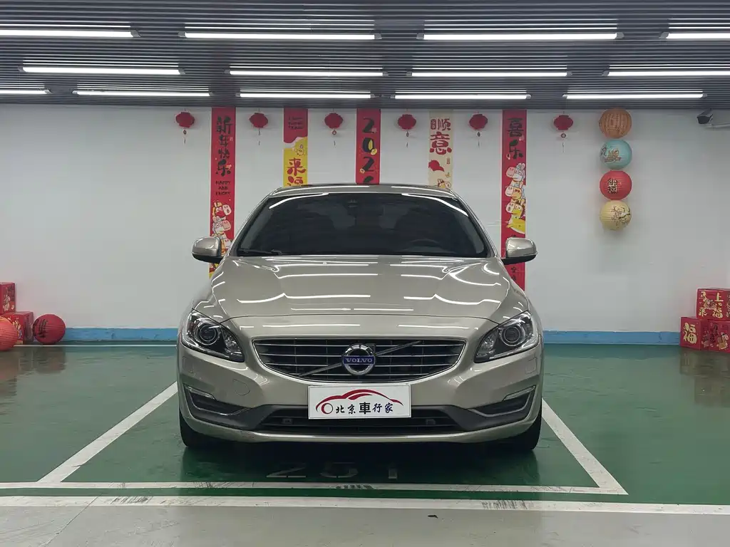 Volvo S60 2017 S60L T5 Smart Edition купить на сайте DeffCars