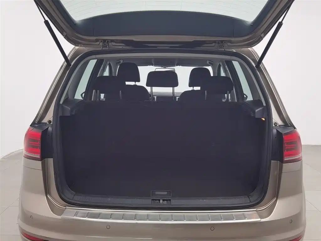 Golf·Jialu 2016 1.6L automatic comfort type купить на сайте DeffCars