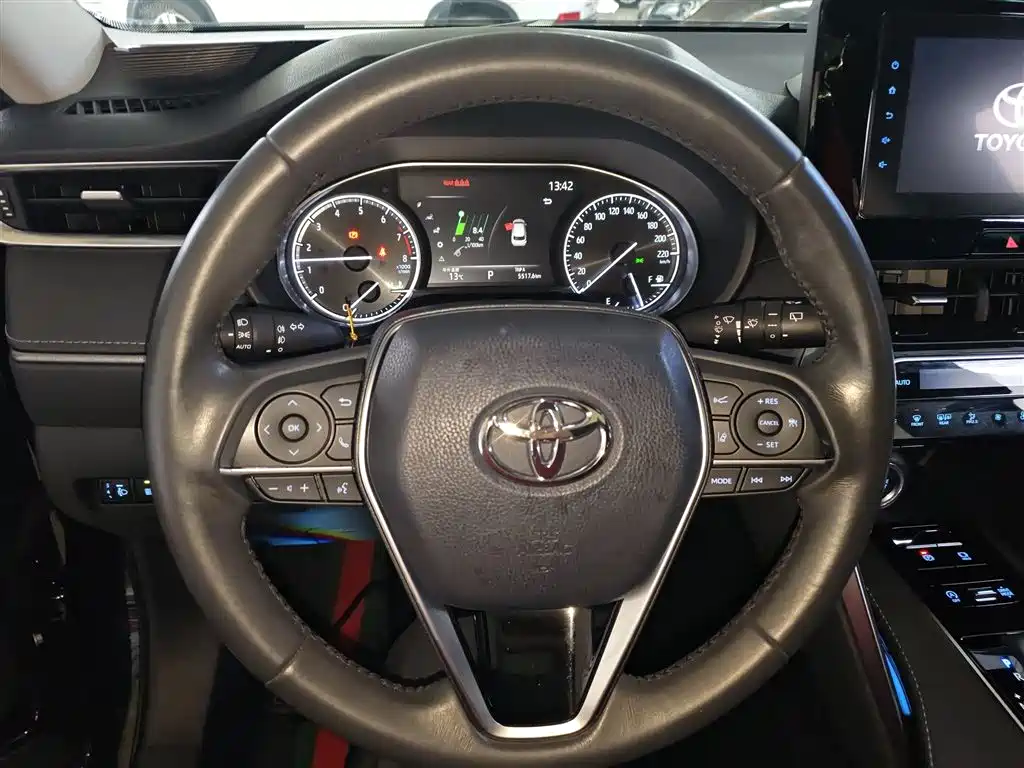 Lingfang HARRIER 2022 2.0L CVT two-wheel drive exclusive version купить на сайте DeffCars
