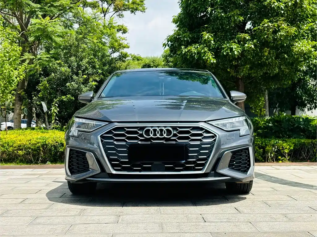Audi A3 2023 A3L Limousine 35 TFSI Fashionable and Sporty купить на сайте DeffCars