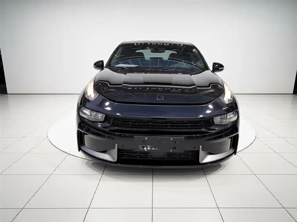 Lynk & Co 03 2021 1.5TD DCT Champion Edition купить на сайте DeffCars