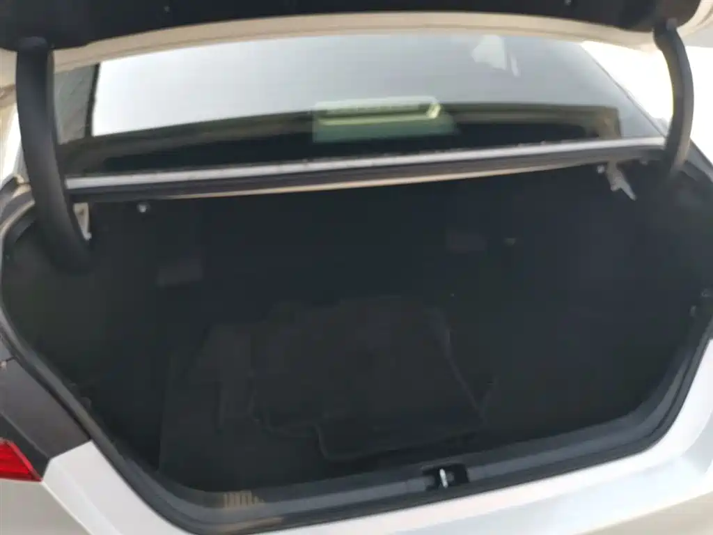 Camry 2019 2.5G Deluxe Edition National V купить на сайте DeffCars