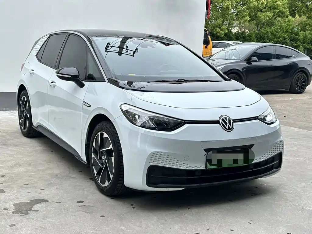 Volkswagen ID.3 2023 upgraded model pure smart version купить на сайте DeffCars
