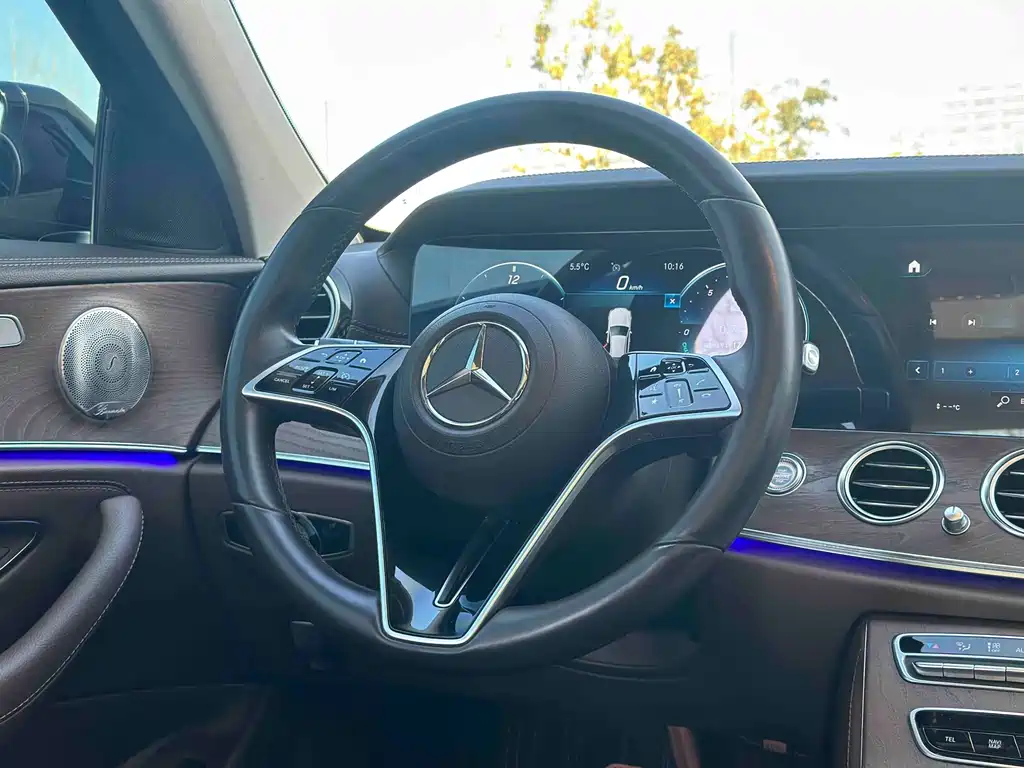 Mercedes-Benz E-Class 2022 E 300 L Luxury Model купить на сайте DeffCars