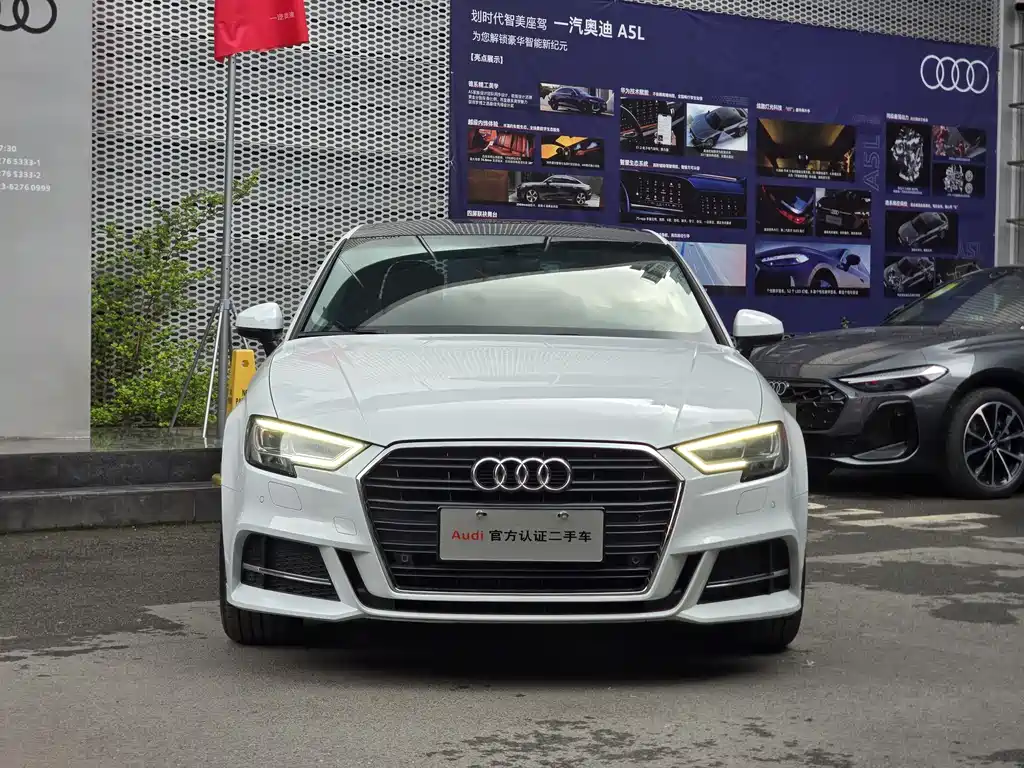 Audi A3 2019 Limousine 35 TFSI Fashion Type National VI купить на сайте DeffCars