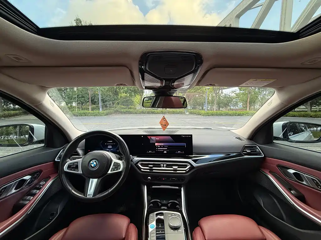 BMW i3 2022 eDrive 35 L купить на сайте DeffCars