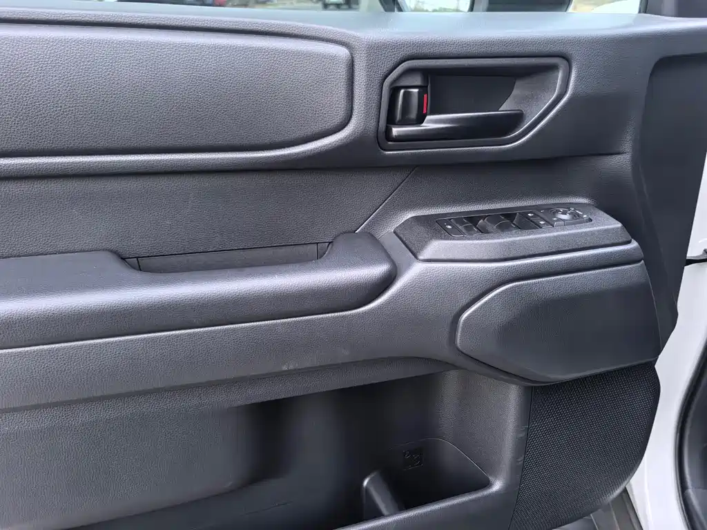 Prado 2025 2.4T Cross BX Edition 5-seater купить на сайте DeffCars