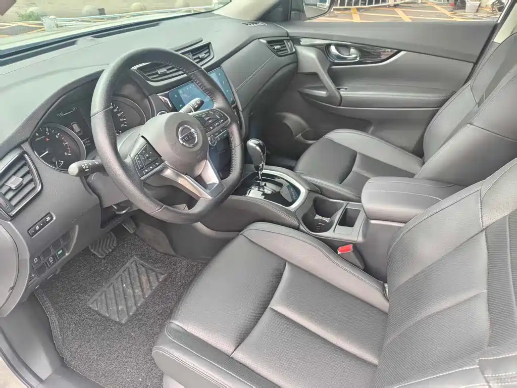 X-Trail 2023 Classic 2.0L 2WD Intelligent Link Premium Edition купить на сайте DeffCars