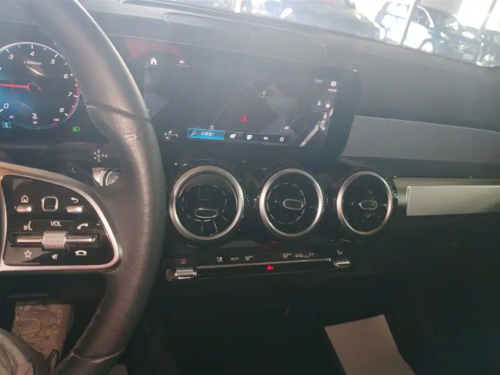 Mercedes-Benz GLB 2022 facelift version 2 GLB 200 dynamic version купить на сайте DeffCars