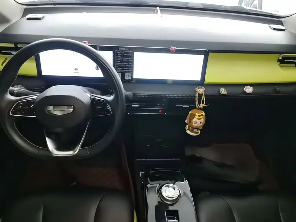 GEELY Geometry E Firefly 2022 401km Perak Tiger 4-seater купить на сайте DeffCars