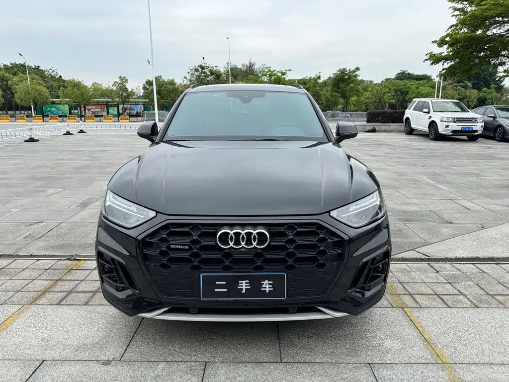Audi Q5L 2024 45 TFSI luxury and dynamic model купить на сайте DeffCars