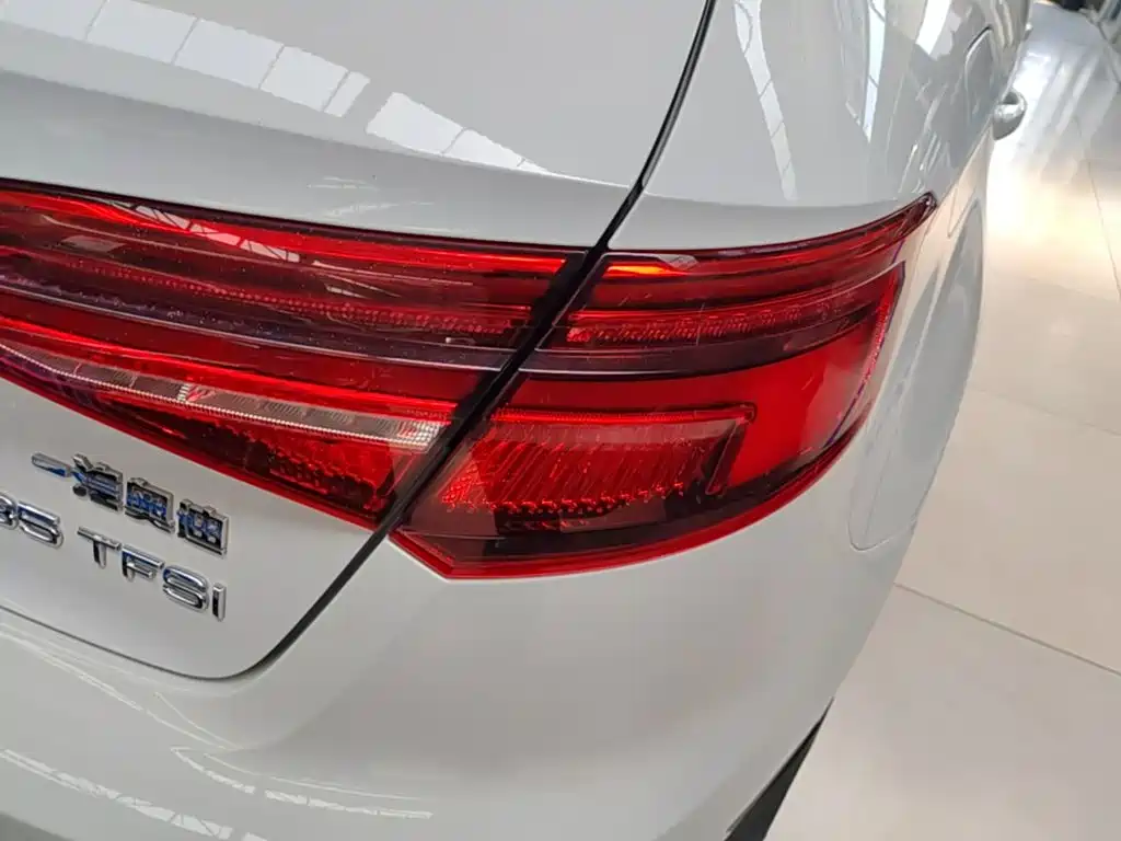 Audi A3 2019 Sportback 35 TFSI Enterprising National VI купить на сайте DeffCars