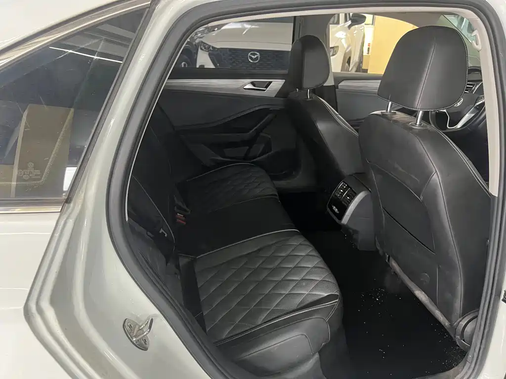 Sagitar 2023 280TSI DSG surpasses Lite version купить на сайте DeffCars