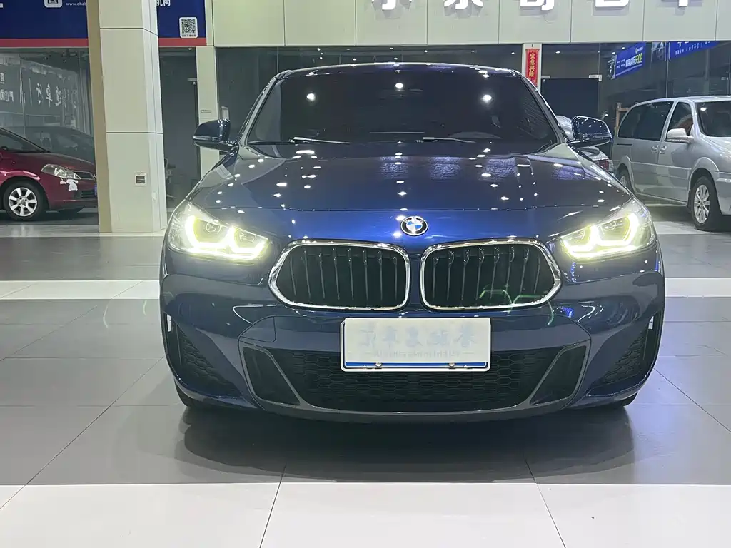 BMW X2 2021 sDrive25i leading M sports package купить на сайте DeffCars