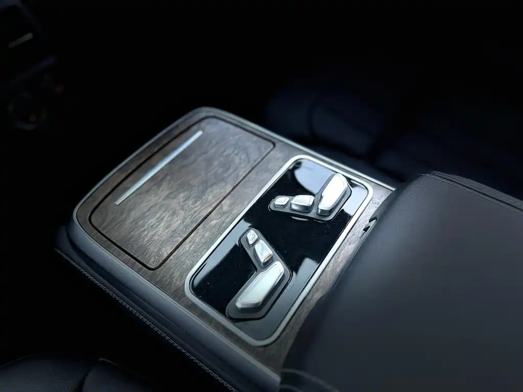 Beijing Off-Road BJ90 2021 4.0T Exclusive Driving Edition купить на сайте DeffCars
