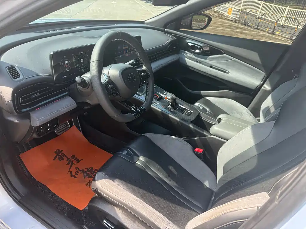 Shadow Leopard 2024 400T Automatic Shadow Leopard R PRO Edition купить на сайте DeffCars