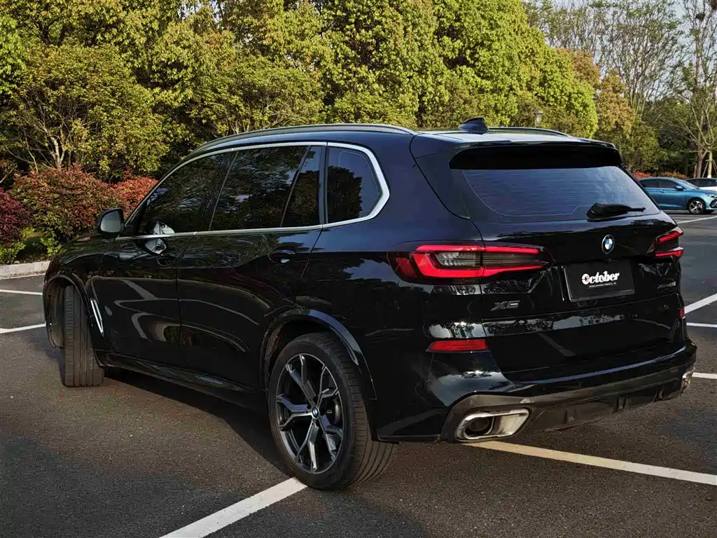 BMW X5 2022 facelift xDrive 40Li M sports package купить на сайте DeffCars