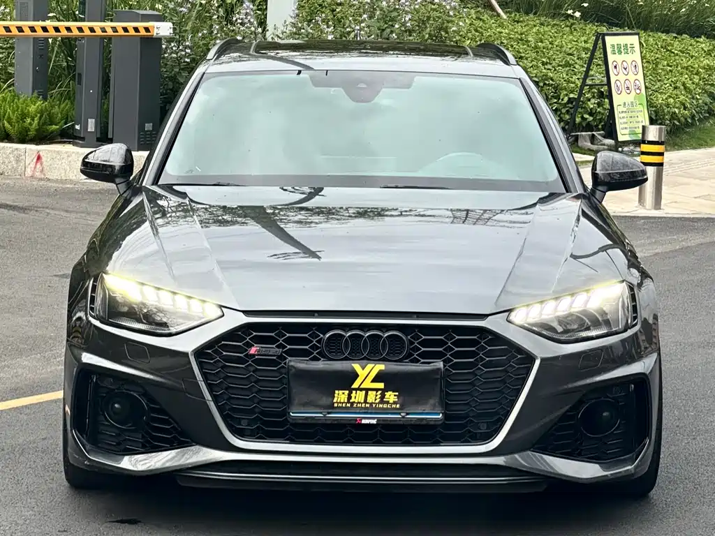 Audi RS 4 2023 RS4 Avant Obsidian Edition купить на сайте DeffCars
