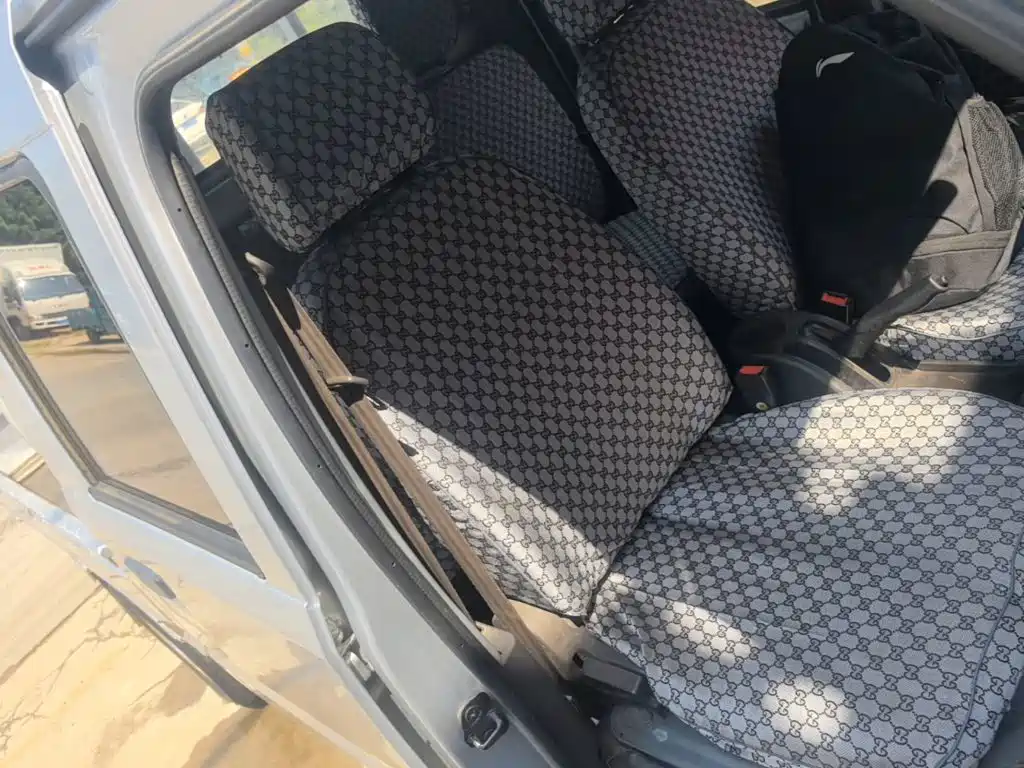 Wuling Rongguang small truck 2020 model 1.5L basic model National VI double row L3C купить на сайте DeffCars