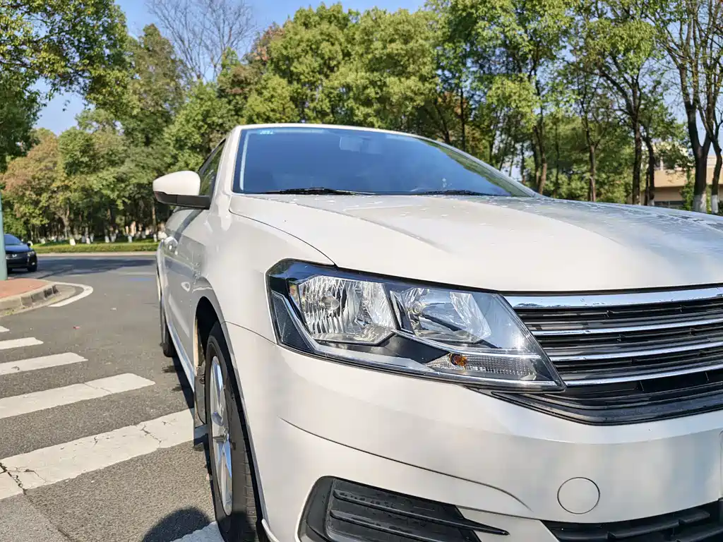 Lavida 2019 Lavida Qihang 1.5L Automatic Fashion Edition National VI купить на сайте DeffCars