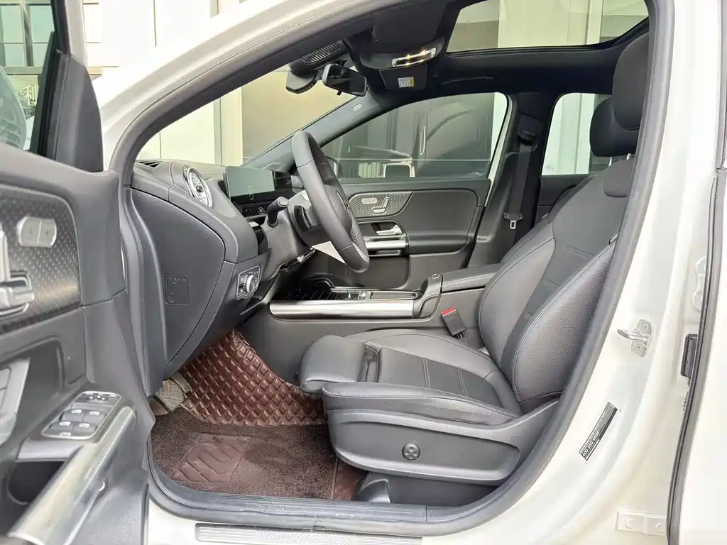 Mercedes-Benz GLA 2024 GLA 220 купить на сайте DeffCars
