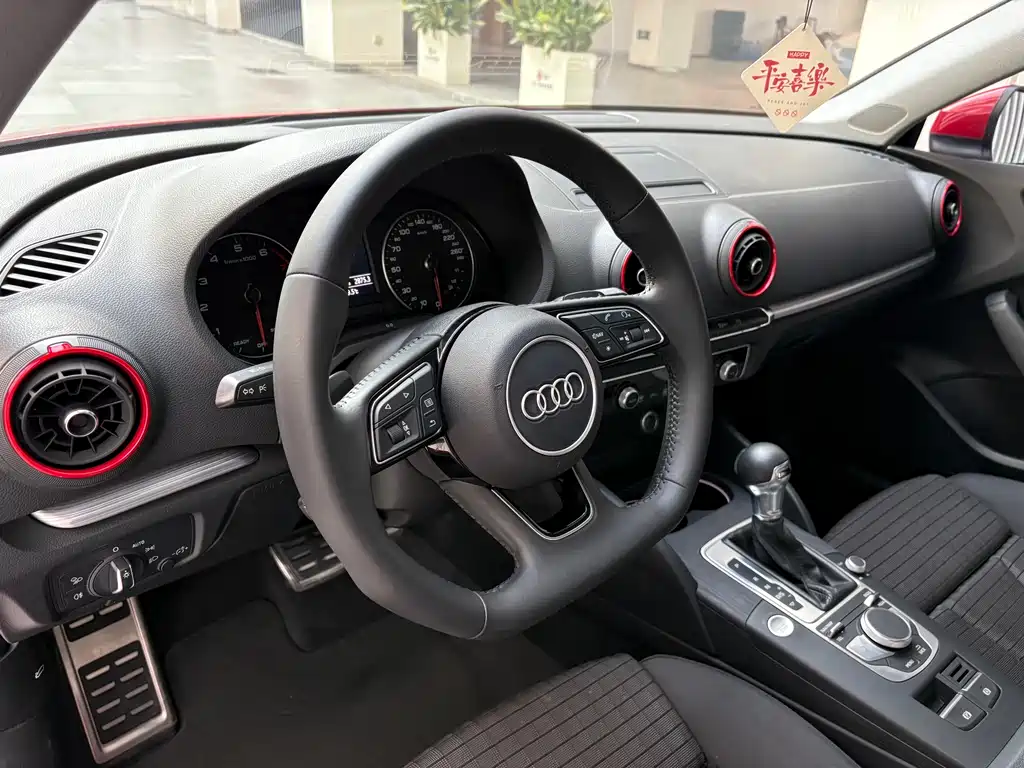 Audi A3 2020 Limousine 35 TFSI Sports National VI купить на сайте DeffCars