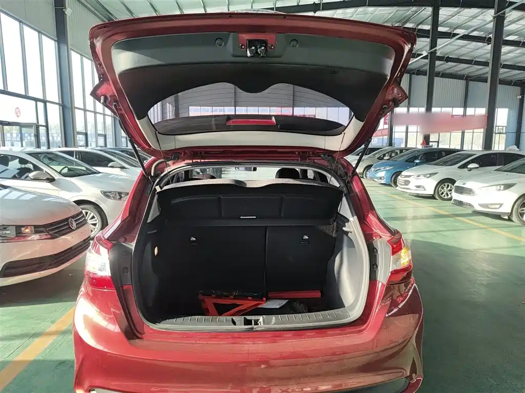 Tiida 2021 1.6L CVT Smart Travel Edition купить на сайте DeffCars