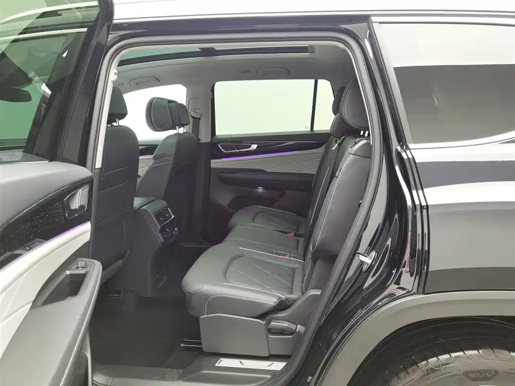 Touron 2024 380TSI four-wheel drive luxury version купить на сайте DeffCars