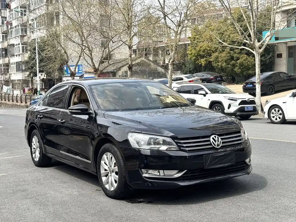Passat 2014 1.8TSI DSG Premium Edition купить на сайте DeffCars