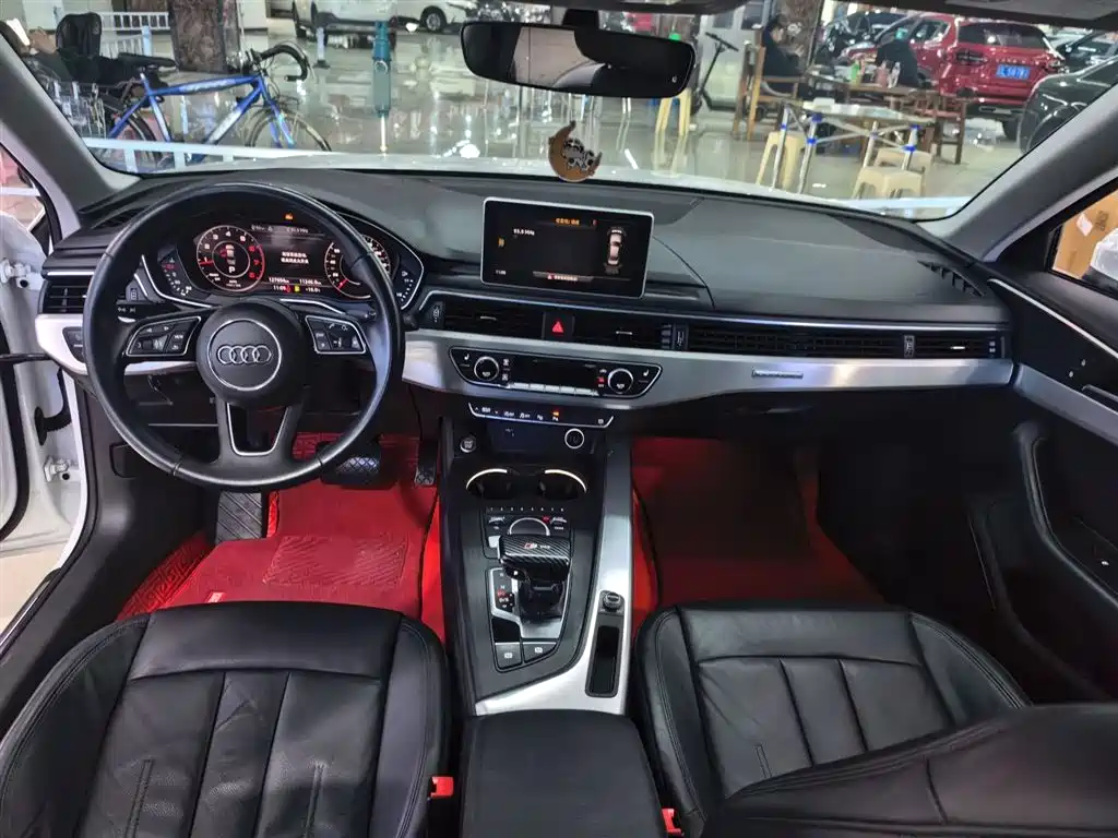 Audi A4L 2018 30th Anniversary Model 40 TFSI Fashion Model купить на сайте DeffCars