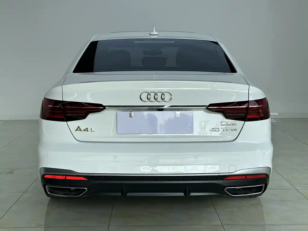 Audi A4L 2024 40 TFSI Fashionable and Dynamic купить на сайте DeffCars