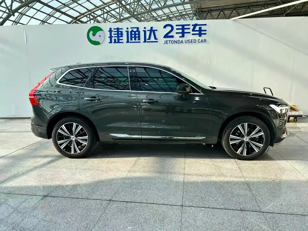 Volvo XC60 plug-in hybrid 2022 T8 plug-in hybrid four-wheel drive Zhiyuan luxury version купить на сайте DeffCars