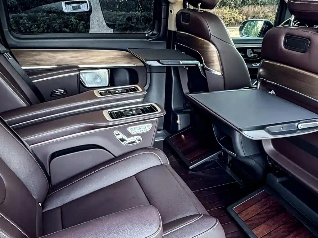 Mercedes-Benz V-Class 2022 V 260 L Long Wheelbase Premium Edition купить на сайте DeffCars